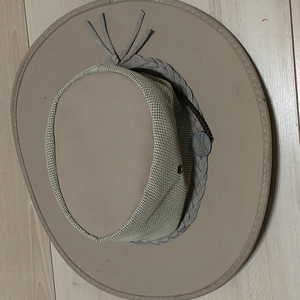 Barmah hats canvas drover